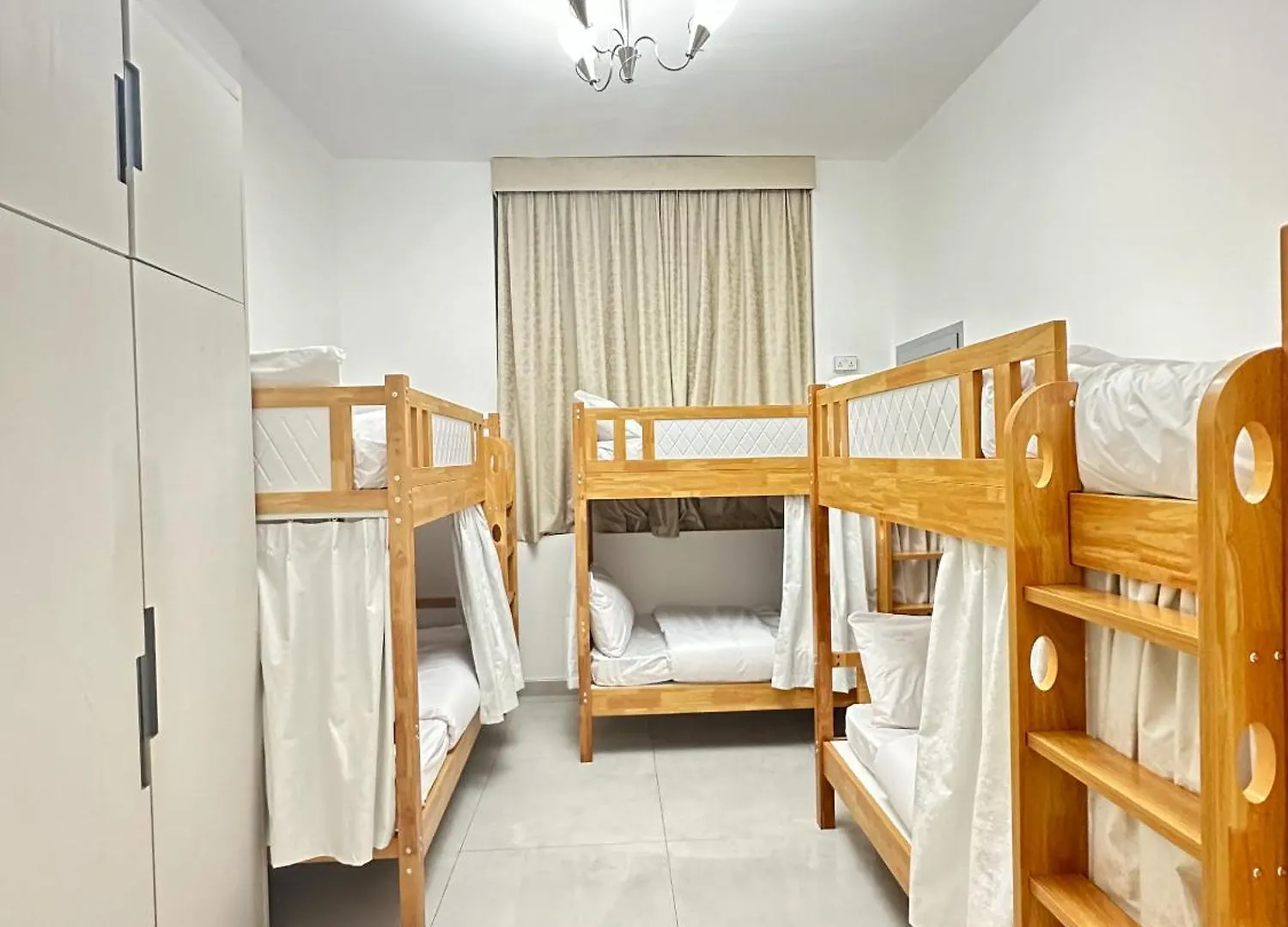 Alphatel Hostel - Dubai World Trade Centre United Arab Emirates